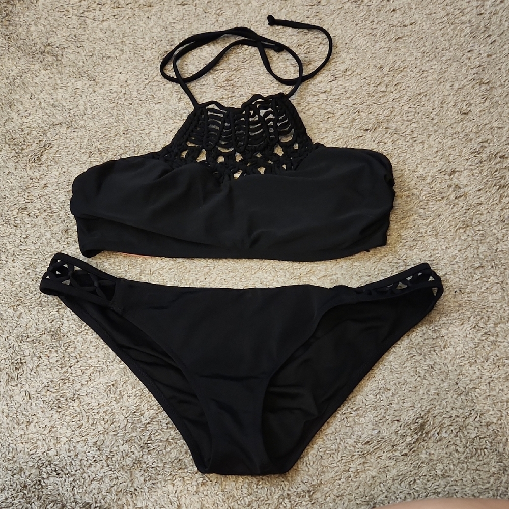 🌸 Elegant Black Women's Swimwear Set